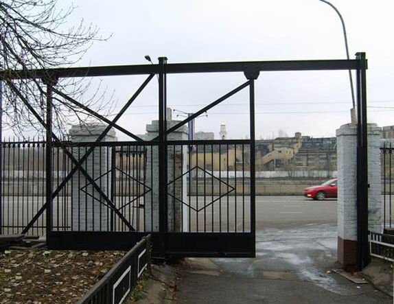 Тяжелые подвесные ворота, подходящие комплектующие - Ролтэк Евро.
